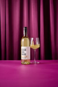 Black Girl Magic Moscato Frizzanté California NV